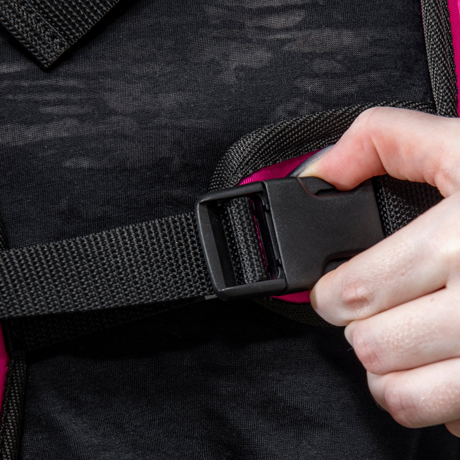 adjustable fitness vest for men and women
