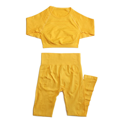 seamless yoga gym set for women workouts
